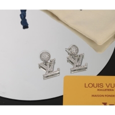 Louis Vuitton Necklaces